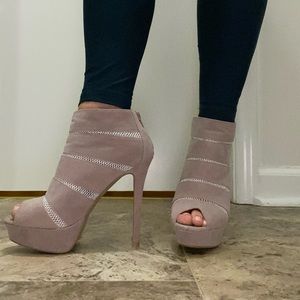 Pink/purple heels 8